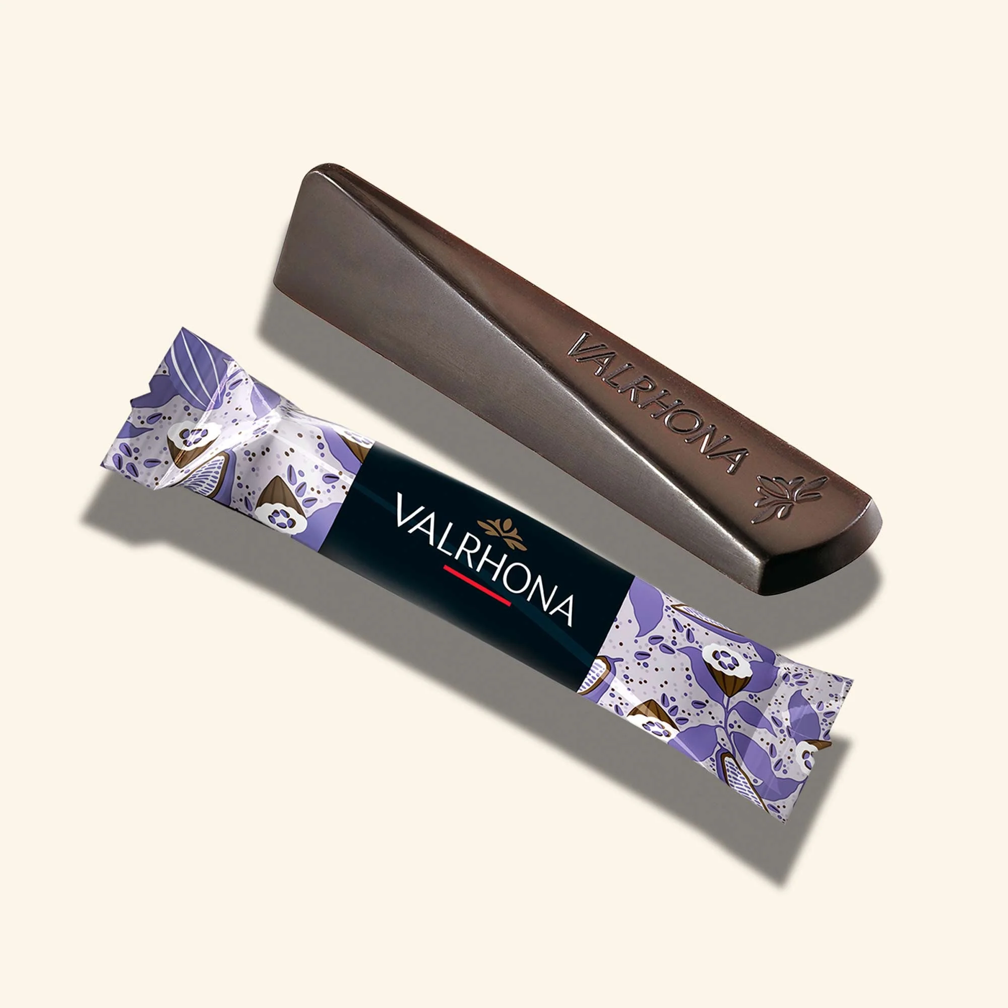 Box of 244 Dark Chocolate Sticks 61% - 35.27oz